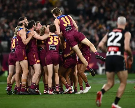 Brisbane Demolish Collingwood to Secure Championship Battle Against Geelong
